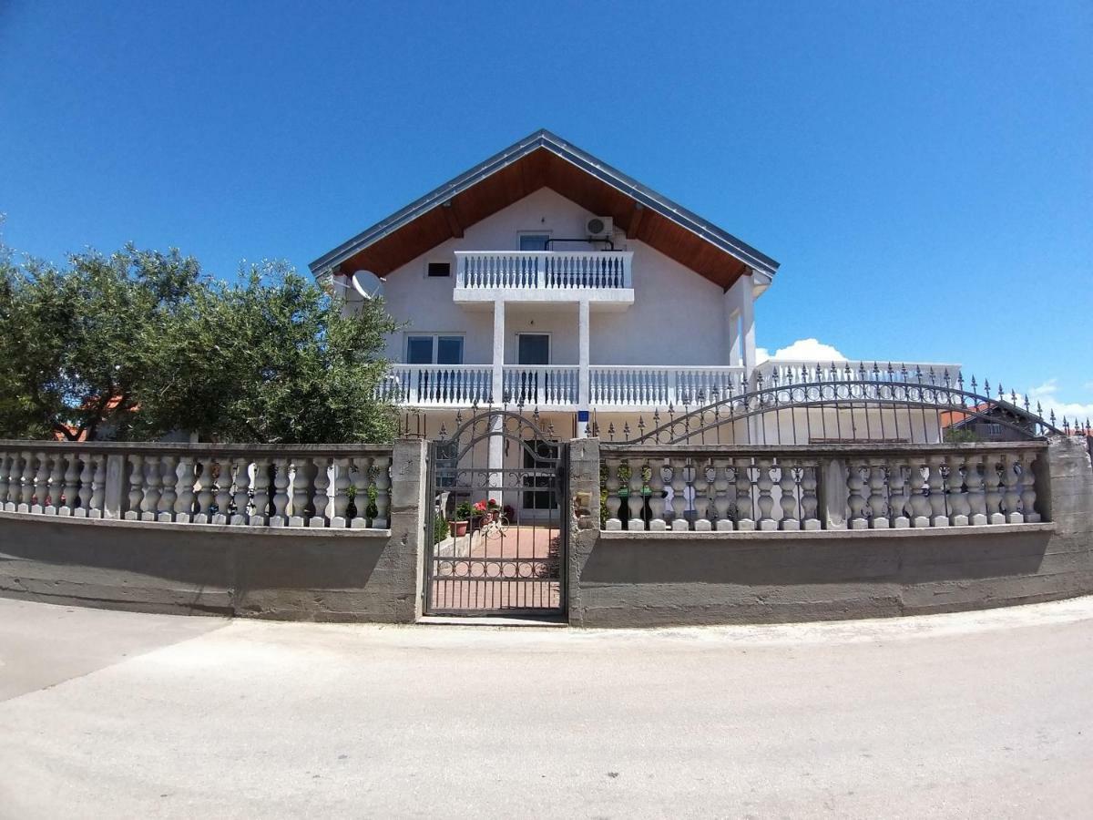 Sunny Apartment Jukic With Sea View ซาดาร์ ภายนอก รูปภาพ